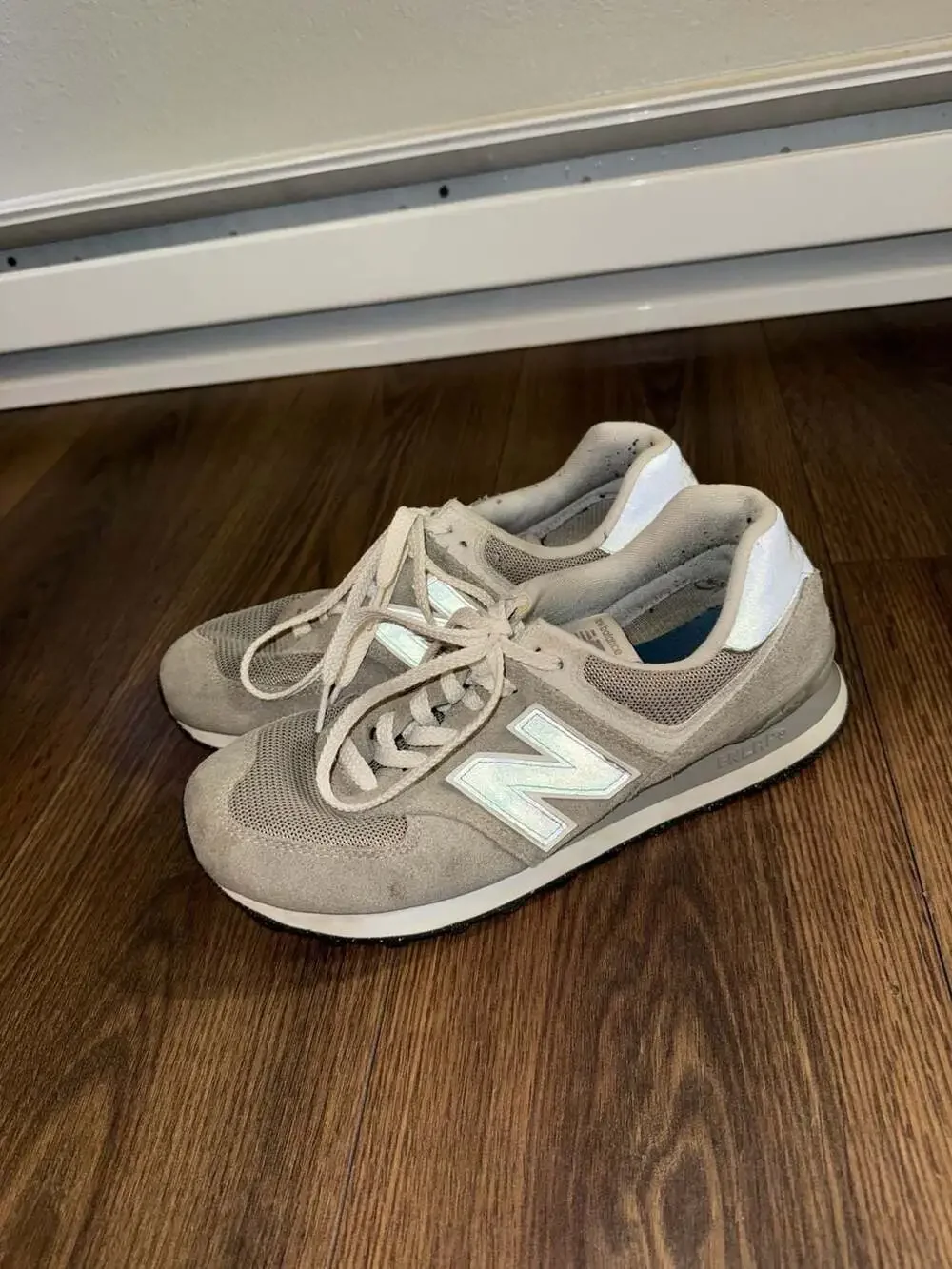 New Balance 574 Core Grey White Sneakers Size Women’s 9.5